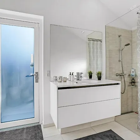 Three-bedroom In Otterup